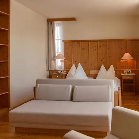 Готель Ramsauhof Pool & Wellness Рамзау-ам-Дахштайн