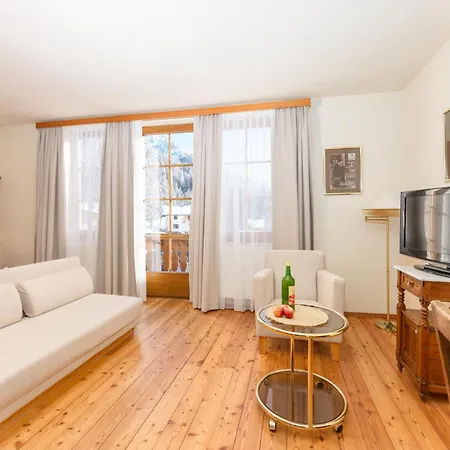 Ramsauhof Pool & Wellness Готель