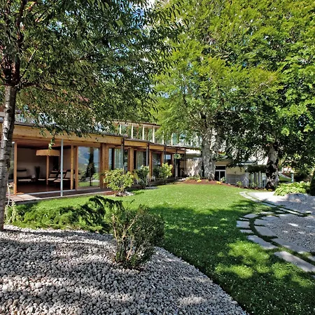 Ramsauhof Pool & Wellness Готель