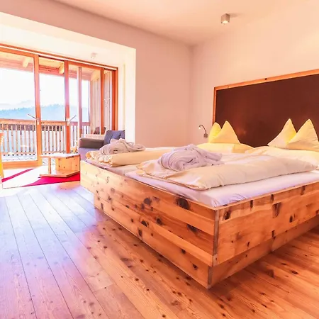 Ramsauhof Pool & Wellness 4*