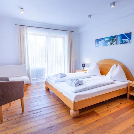 Hotel Ramsauhof B&B Pool & Wellness 4*