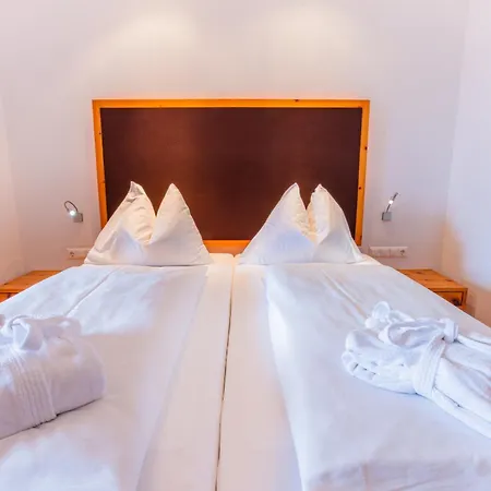 Hotel Ramsauhof B&B Pool & Wellness 4*