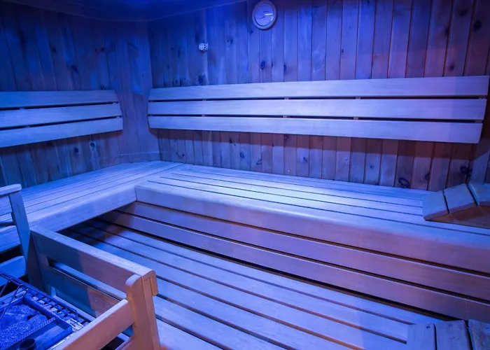 מלון Ramsauhof Pool & Wellness 4*