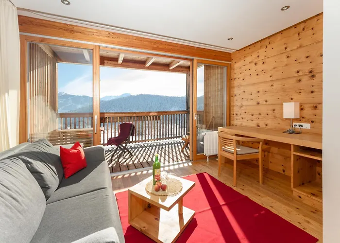 Готель Ramsauhof Pool & Wellness 4*