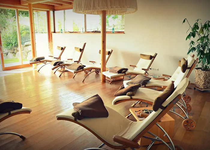 Готель Ramsauhof Pool & Wellness